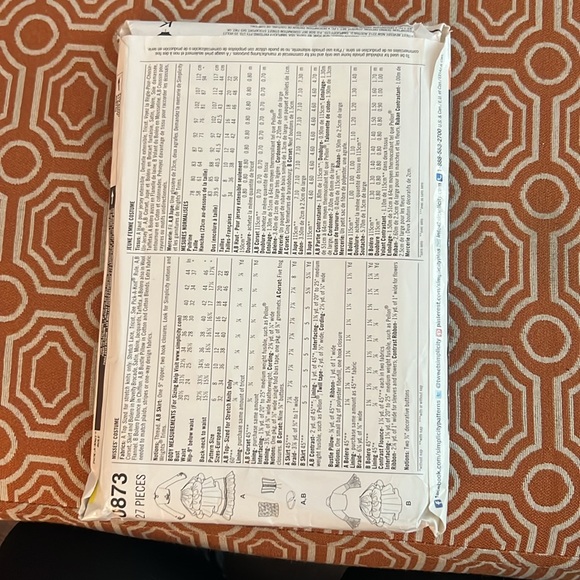 Simplicity Costume Pattern 0873 - Picture 2 of 3